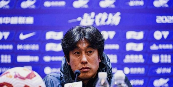 记者：铁人放假一天，徐正源回家收拾东西，明早回来上班