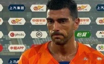 克雷桑禁区挑球过人凌空抽射破门，山东1-0新鹏城