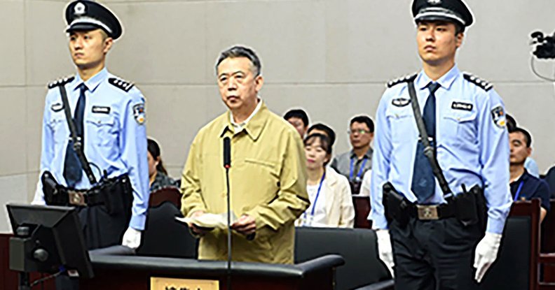 前英超裁判：麦卡犯规应黄牌